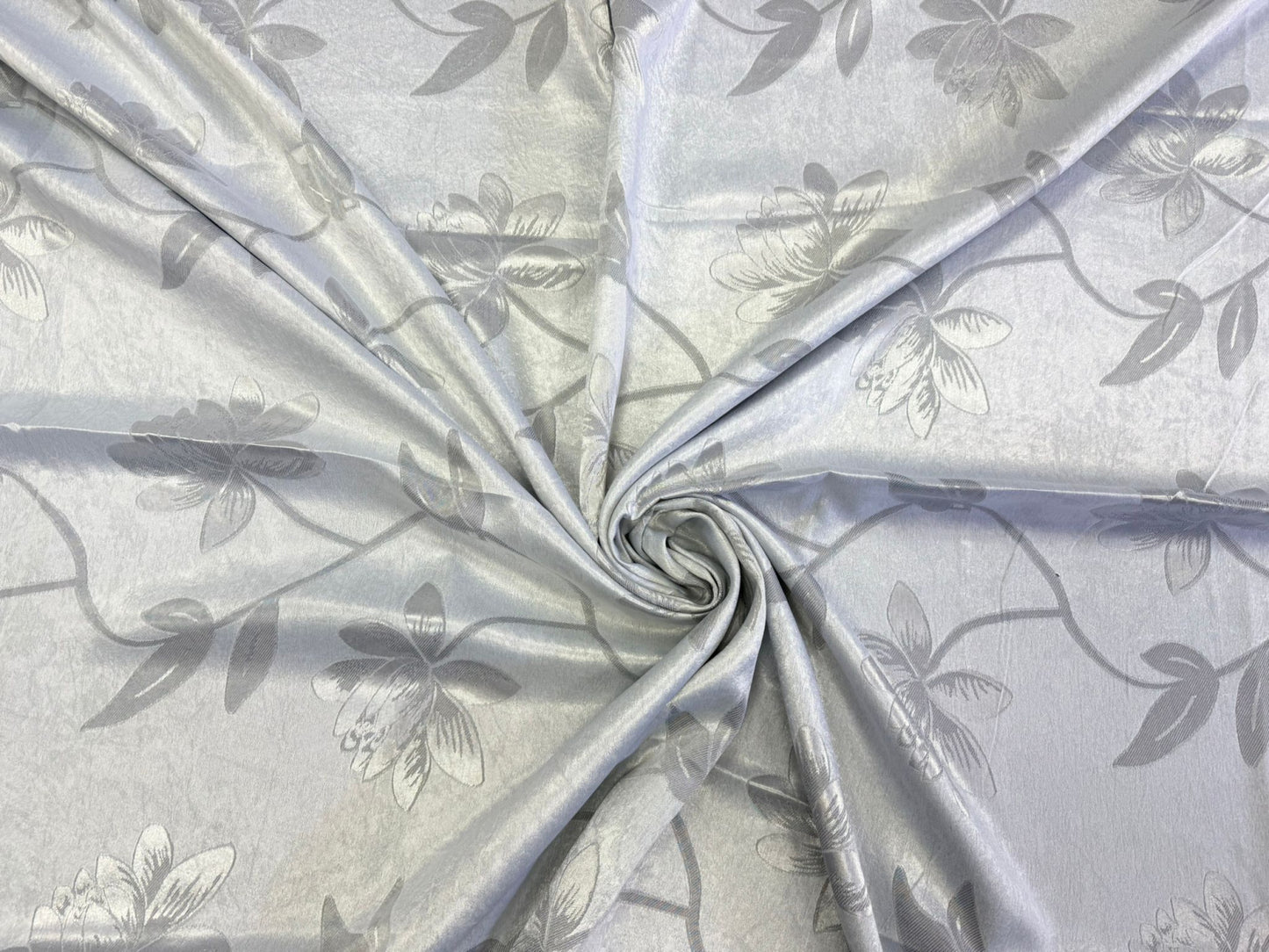 Set Draperii Gri Gata Cusute cu Tiv si Rejansă, 3M x 2.7 h Model Creof