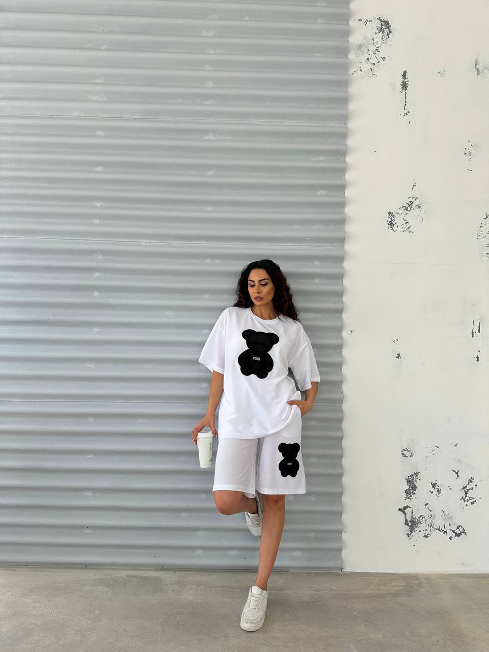 Compleu Alb, Tricou si Pantalon scurt cu model 3D BabilonFsh