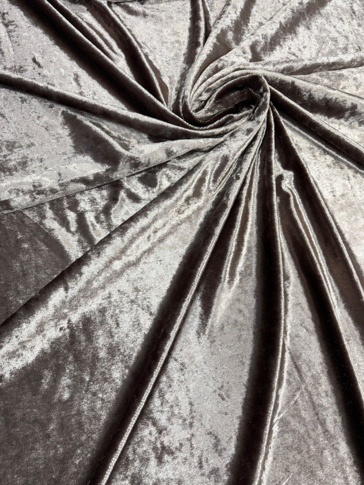 Set Draperii Catifea Capucino Lucios  -3M x 2.5 Gata Cusute cu Tiv și Rejansă