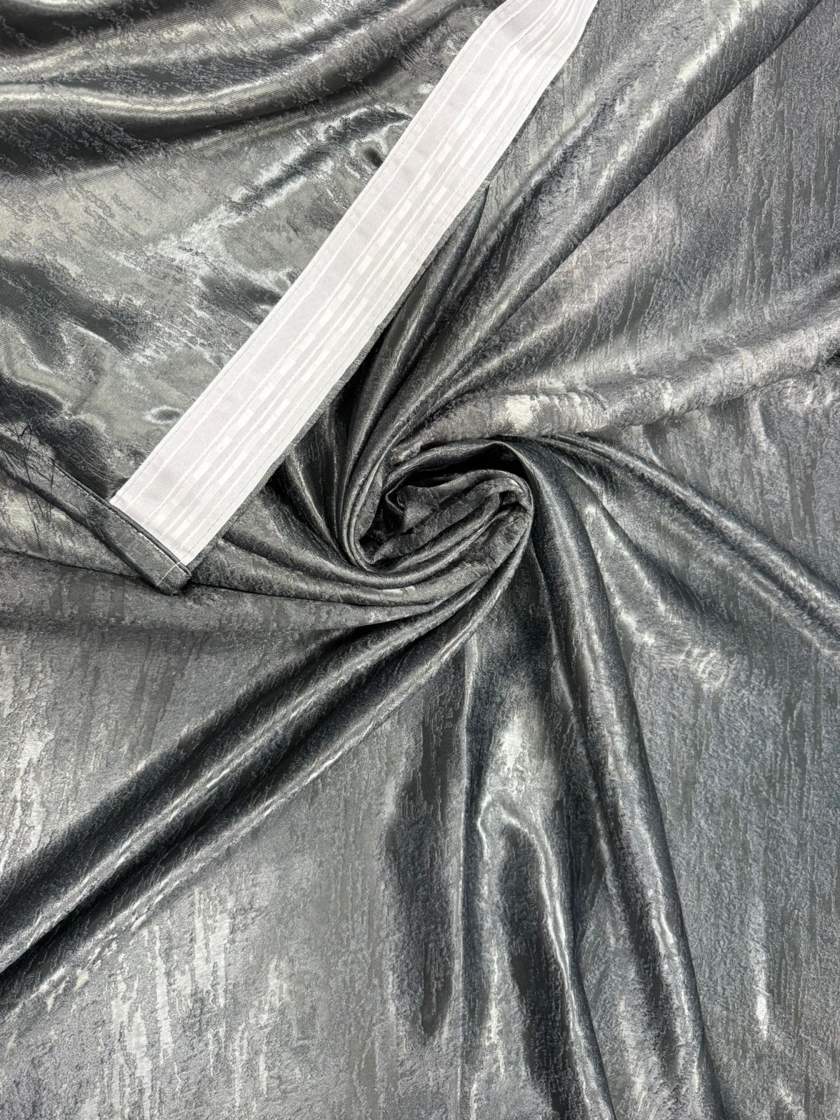 Set Draperii Gri Gata Cusute cu Tiv si Rejansă, 3M x 2.7 h Model Arabic