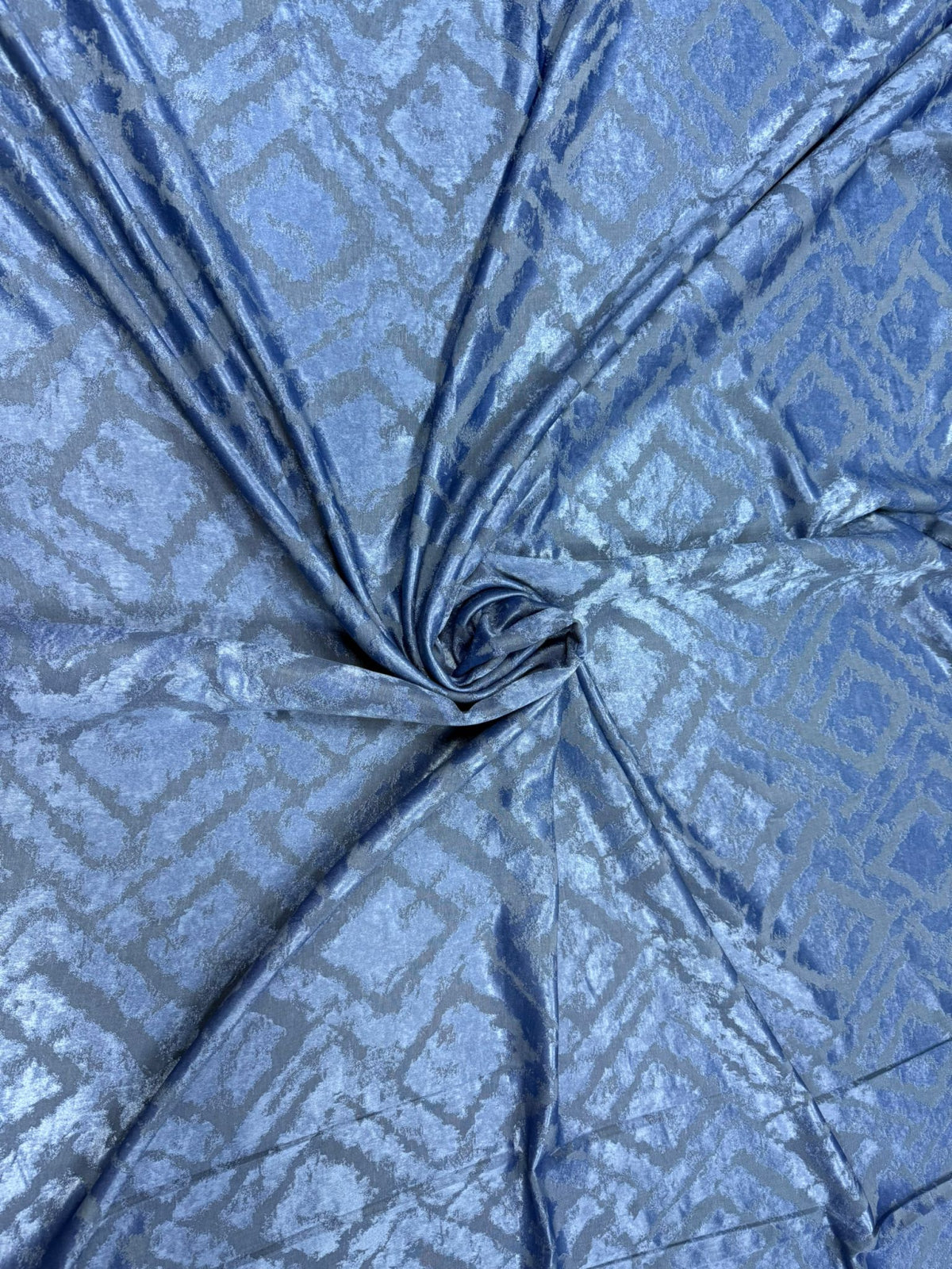 Set Draperii Albastru Gata Cusute cu Tiv si Rejansă, 3M x 2.7 h Model Labirint