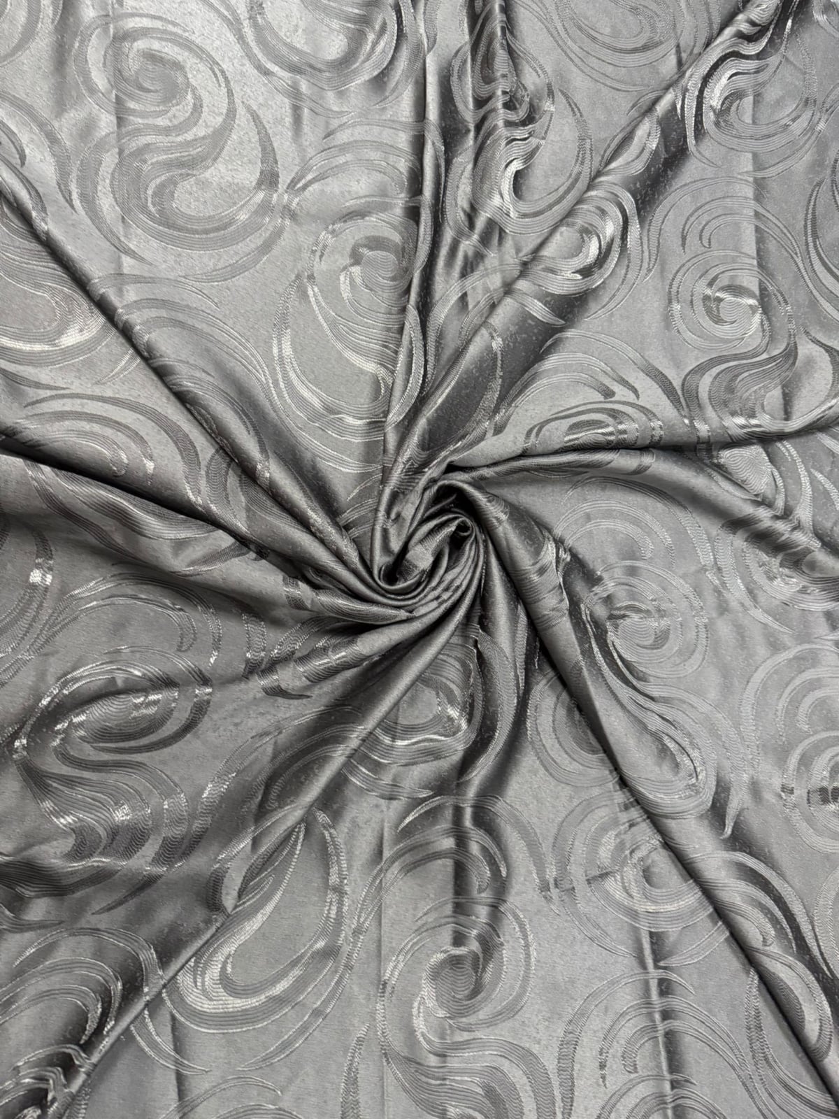 Set Draperii Negru  Gata Cusute cu Tiv si Rejansă, 3M x 2.7 h Model Spirala