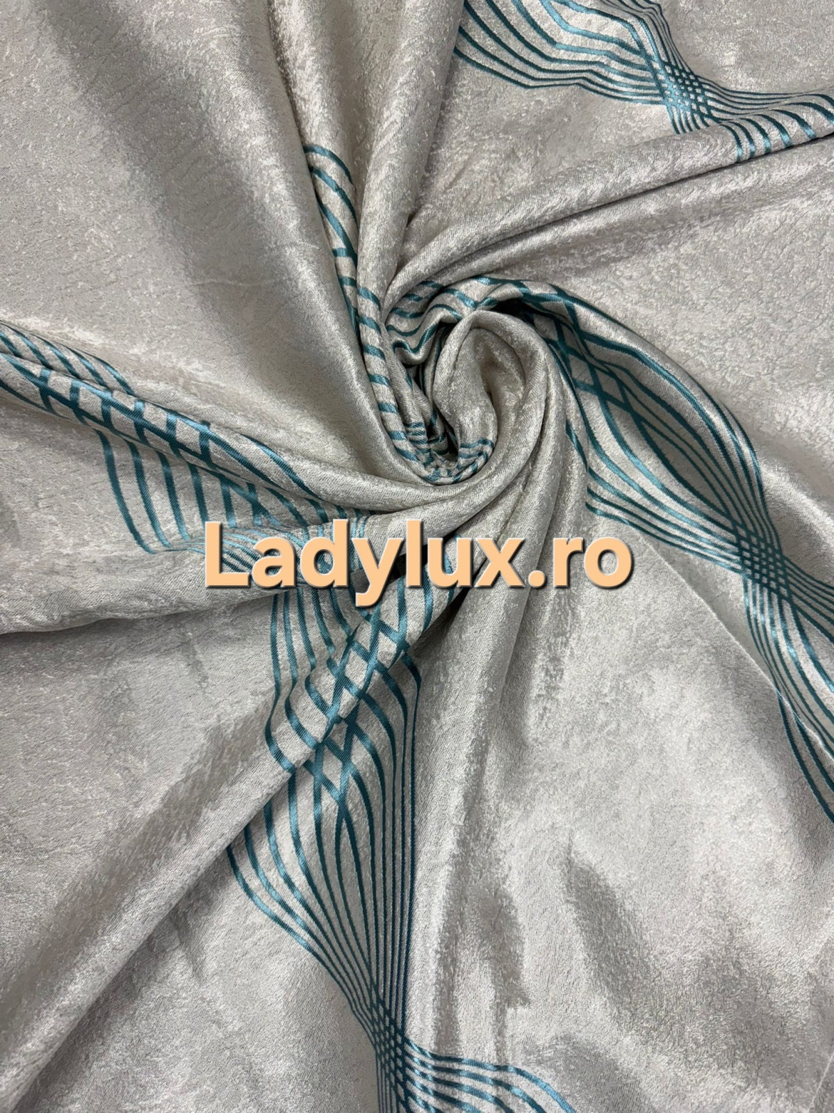 Set Draperii Turcoaz+Crem Gata Cusute cu Tiv si Rejansă, 3M x 2.7 h Model Spiri